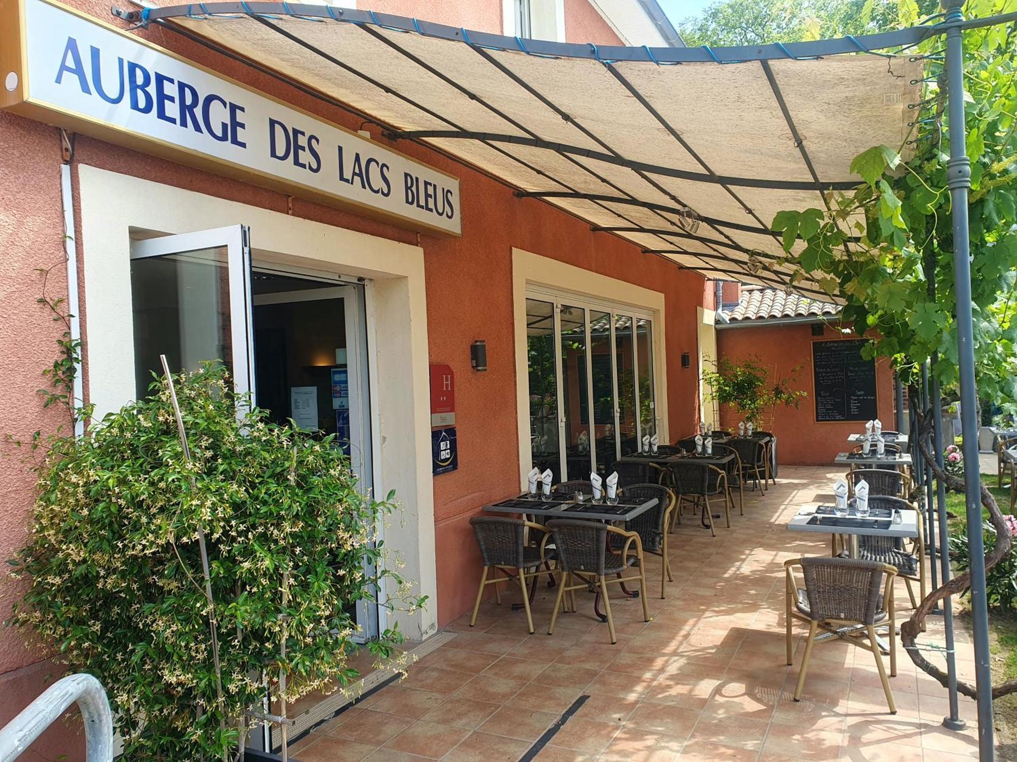 Auberge Des Lacs Bleus Clérac المظهر الخارجي الصورة